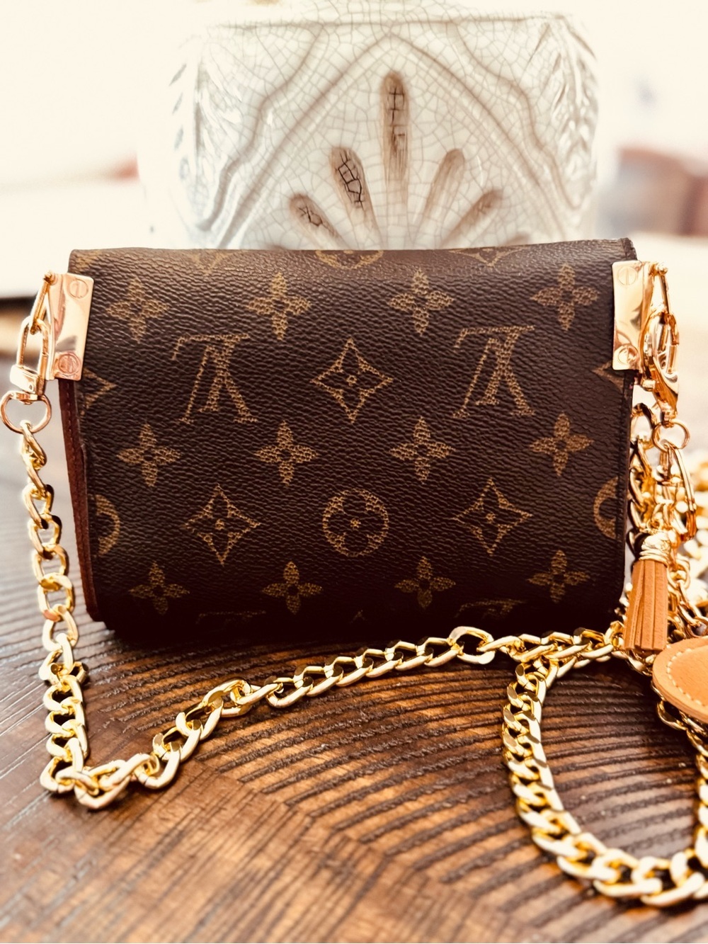 LOUIS VUITTON
Monogram Porte Tresor Etui
Papiers
Wallet 2001 france converted - Picture 4 of 17